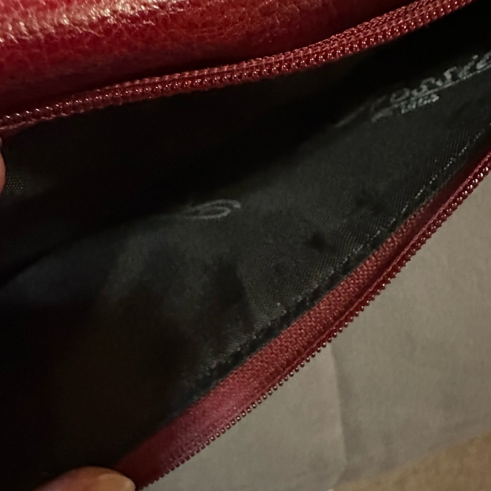 Red Leather FOSSIL Wallet - Picture 4 of 10